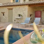 Vila Casa Olivi *